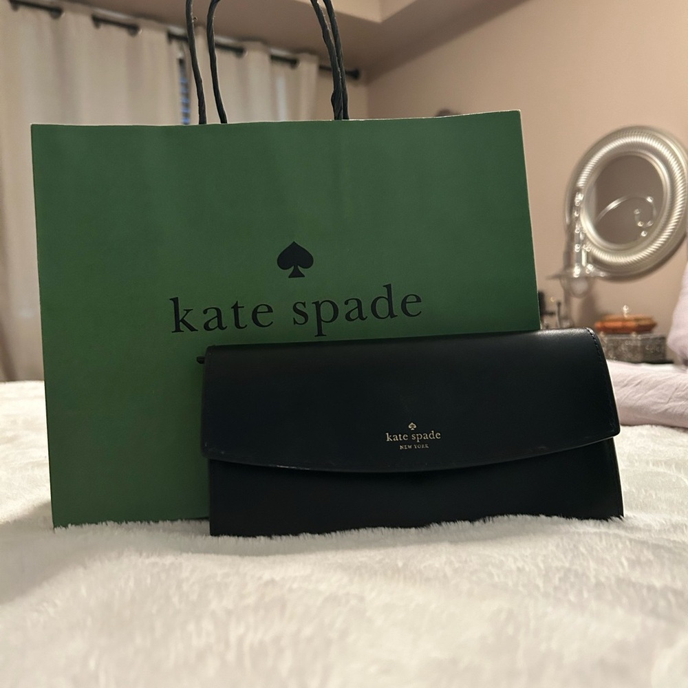 Black Kate Spade large wallet